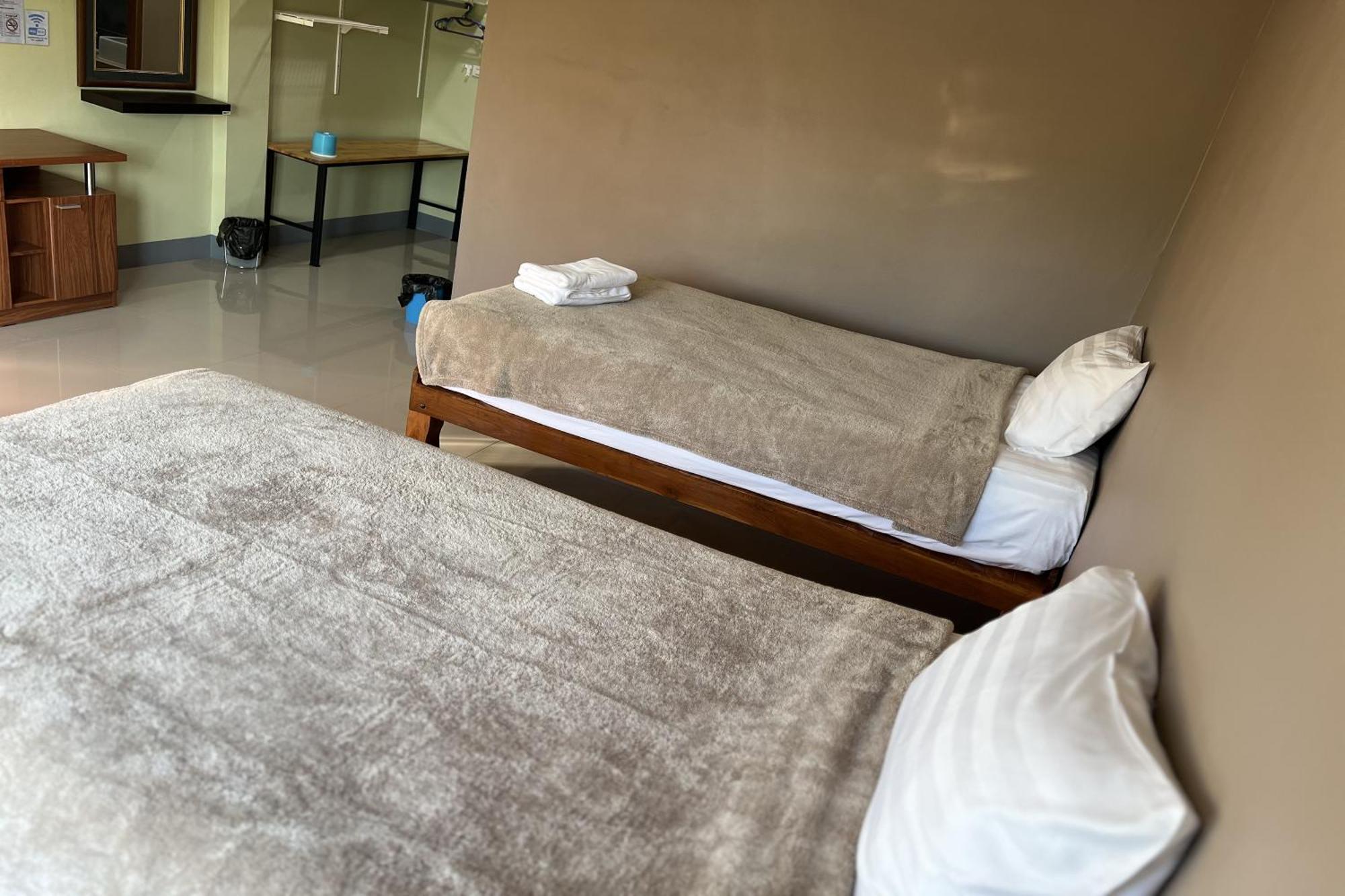 V Tharm Hotel Udon Thani Exterior photo